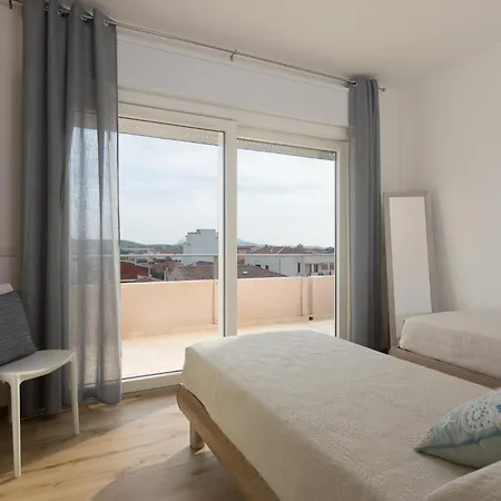 דירה View Skyline Stay, Comfort אולביה